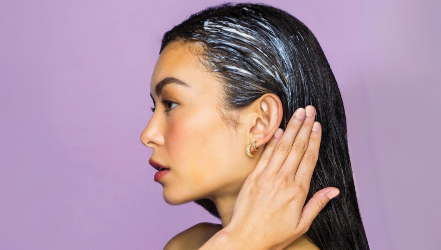 Embrace Smoothness: The Power of Leave-In Creams in Combating Frizz